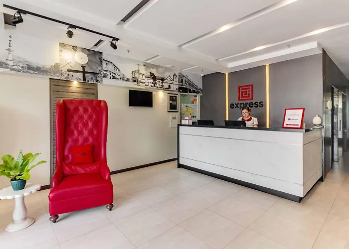 Reddoorz @ Jones Avenue Hotel