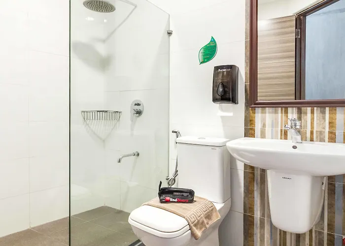 Hotel Reddoorz @ Jones Avenue